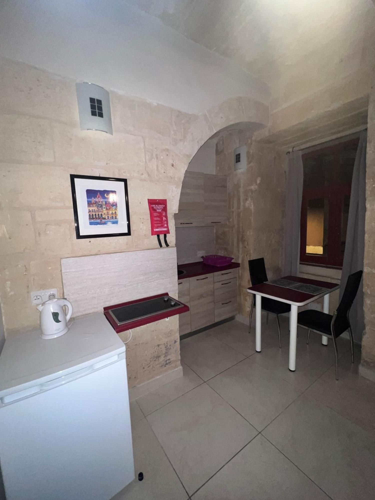 Appartamento Twenty Antika Birgu Esterno foto